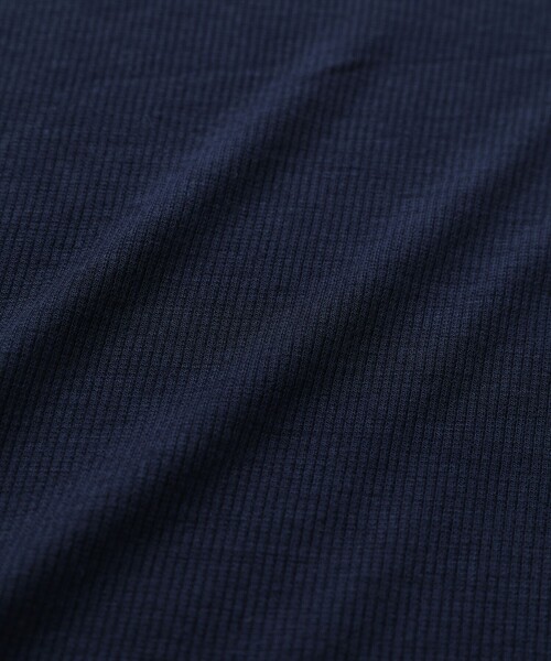 CAST:（キャストコロン）の「タートルカットソー（Tシャツ/カットソー・レディース・ネイビー/イエロー/ブラック/オフホワイト・M）」の18枚目の写真