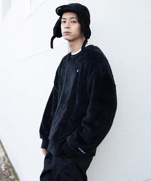 Mark Gonzales（マーク・ゴンザレス）の「Mark Gonzales / マークゴンザレス 別注 コラボ オーバーサイズ ビッグ ボリューム ボア フリース ビッグ トレーナー（スウェット・メンズ・ホワイト系その他/ブラック系その他/ブラウン系その他/ベージュ系その他/ホワイト系その他2/ブラック系その他2/ブラウン系その他2/ベージュ系その他2・MEDIUM/LARGE）」の14枚目の写真
