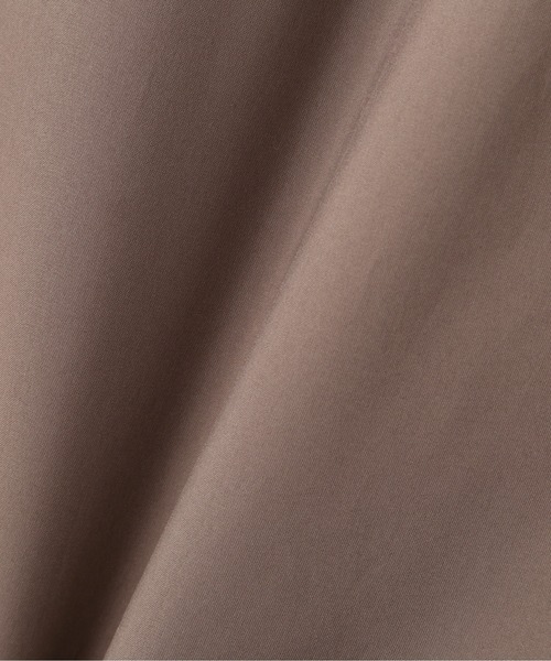 NATURAL BEAUTY BASIC(ナチュラルビューティーベーシック)の「フォルム中綿コート(その他アウター・レディース・オフホワイト/ブラウン/カーキ・SMALL/MEDIUM)」の11枚目の写真