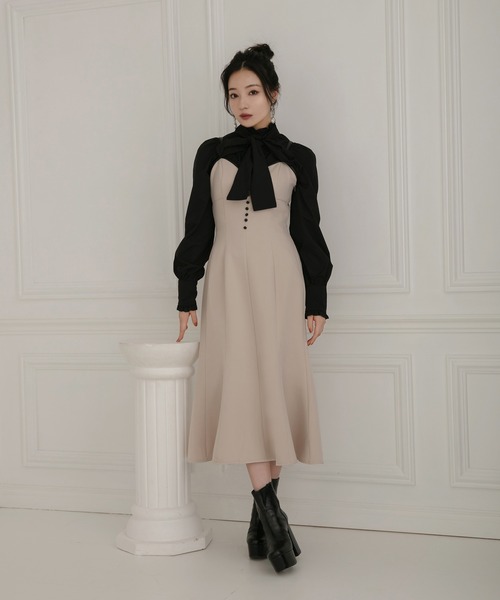 ANDGEEBEE(アンジービー)の「マーメイドキャミワンピ(ワンピース・レディース・ライトベージュ/ブラック×ホワイト・MEDIUM)」の8枚目の写真