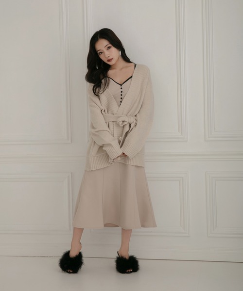 ANDGEEBEE(アンジービー)の「マーメイドキャミワンピ(ワンピース・レディース・ライトベージュ/ブラック×ホワイト・MEDIUM)」の19枚目の写真