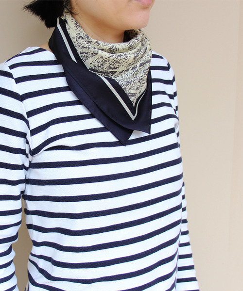 wiz(ウィズ)の「ウィズ wiz / ビンテージ マップ柄 スカーフ(バンダナ/スカーフ・レディース・ネイビー・FREE)」の1枚目の写真