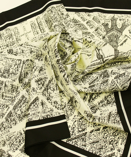 wiz(ウィズ)の「ウィズ wiz / ビンテージ マップ柄 スカーフ(バンダナ/スカーフ・レディース・ネイビー・FREE)」の3枚目の写真