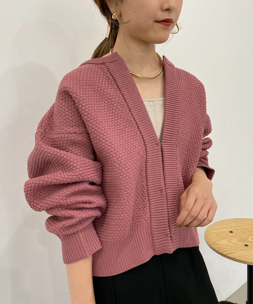 CAPRICIEUX LE'MAGE（カプリシューレマージュ）の「もこもこショートカーディガン（カーディガン/ボレロ・レディース・ブラック/ベージュ/ピンク・FREE）」の6枚目の写真