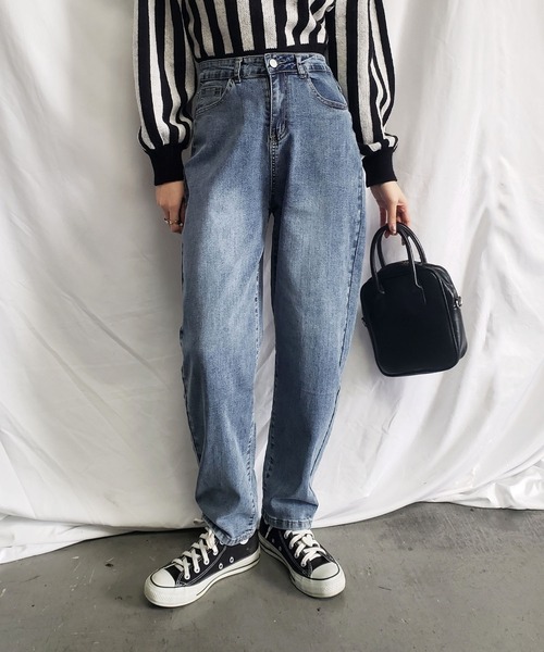 me+em select（ミームセレクト）の「【 M／L／XL 選べる３サイズ 】ヴィンテージウォッシュ加工　ルーズバルーンテーパードデニムパンツ【数量限定販売】（デニムパンツ・レディース・グレー/ブルー・MEDIUM/LARGE/X-LARGE）」の3枚目の写真