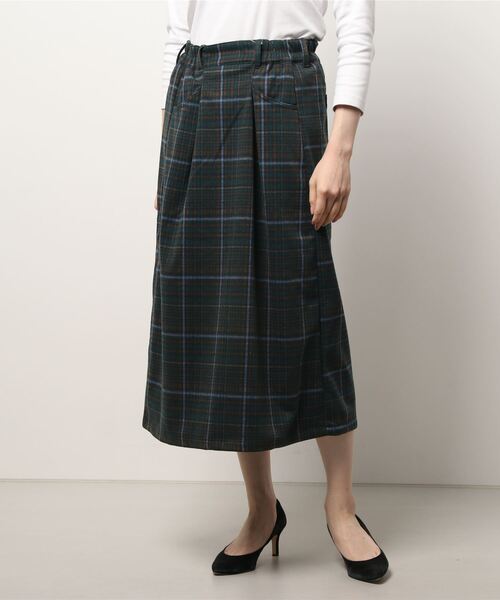 Samansa Mos2 blue(サマンサモスモスブルー)の「チェック柄タックスカート(スカート・レディース・ブラウン/グレー/グリーン/チャコール・フリ-)」の4枚目の写真