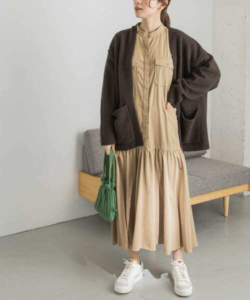 URBAN RESEARCH（アーバンリサーチ）の「シャツティアードワンピース（ワンピース・レディース・ベージュ/チャコールグレー・FREE）」の21枚目の写真