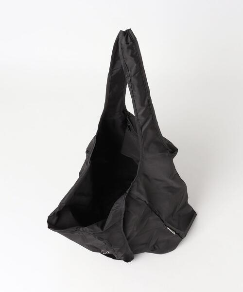 To b. by agnes b.（トゥービーバイアニエスベー）の「WQ73 SAC ビッグエコバッグ（エコバッグ/サブバッグ・レディース・ブラック・UNI）」の7枚目の写真