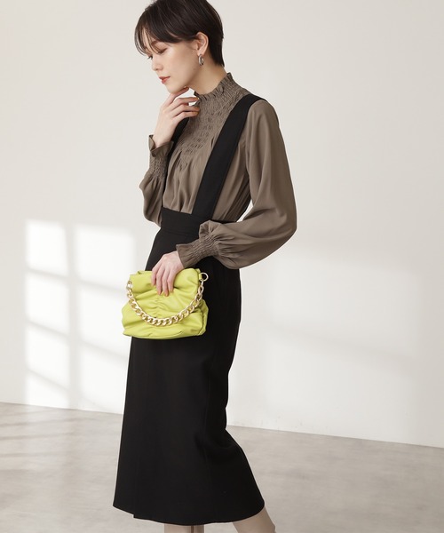 N.(N. Natural Beauty Basic)(エヌエヌナチュラルビューティーベーシック)の「◆シャーリングヨークハイネックブラウス(シャツ/ブラウス・レディース・モカ/ナチュラル/ライトグリーン・MEDIUM)」の5枚目の写真