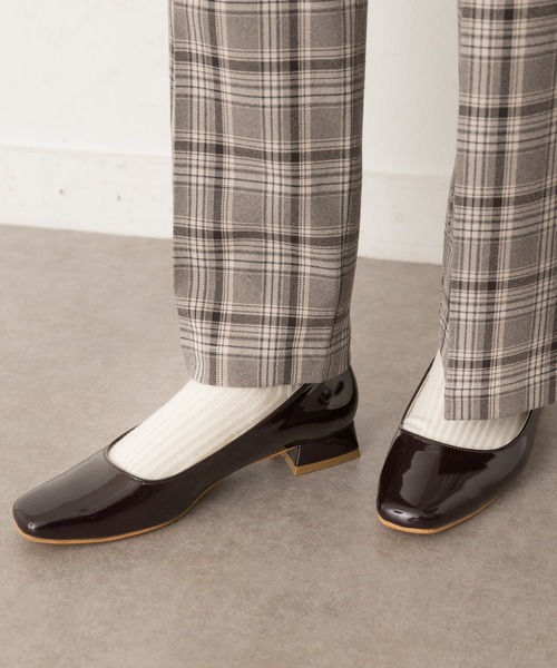 RODE SKO(ロデスコ)の「晴雨兼用2.5cmスクエアトゥパンプス(パンプス・レディース・グレー/ブラウン系その他・37/36/38)」の9枚目の写真