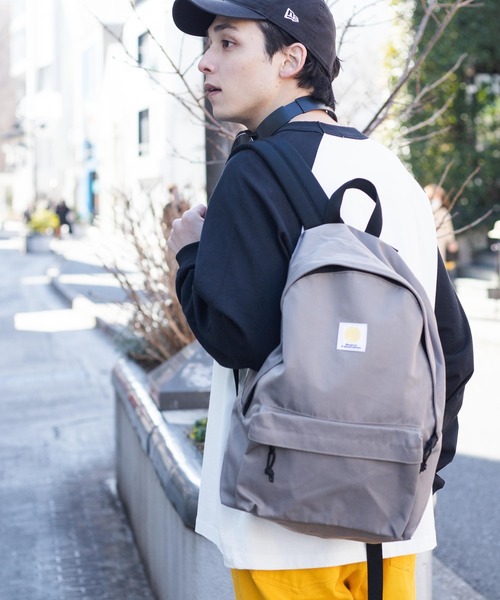 WEGO（ウィゴー）の「WEGO/ナイロンデイパック（バックパック/リュック・メンズ・ネイビー/グリーン/オレンジ/オフホワイト/グレー/ブラック・FREE）」の3枚目の写真