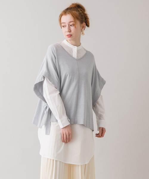 CLOCHE(クロシェ)の「cloche ベスト+シャツセット(シャツ/ブラウス・レディース・ベージュ/グレー・FREE)」の1枚目の写真