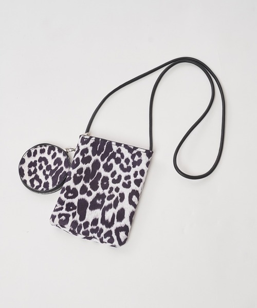 SPIRALGIRL(スパイラルガール)の「アニマルパターンマルチBAG(ショルダーバッグ・レディース・レオパード/ホワイト系/グレー系・FREE)」の21枚目の写真
