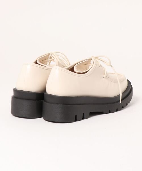 ems excite（エムズエキサイト）の「モカマニッシュシューズ（ローファー・レディース・アイボリー/ブラック/ブラウン・M/L）」の5枚目の写真