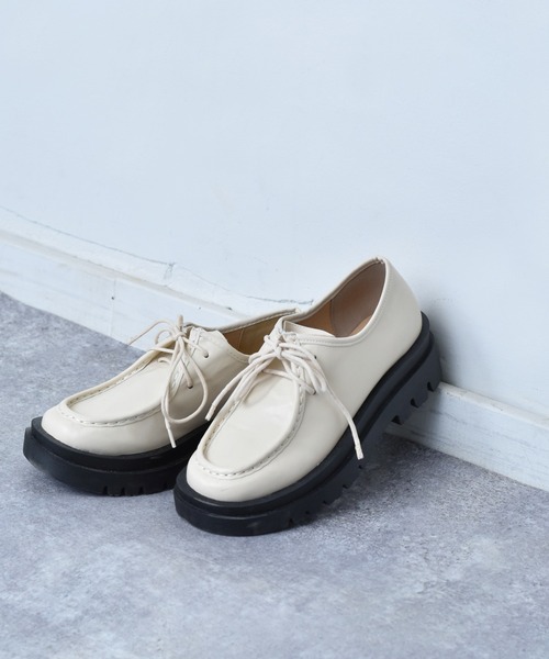 ems excite（エムズエキサイト）の「モカマニッシュシューズ（ローファー・レディース・アイボリー/ブラック/ブラウン・M/L）」の2枚目の写真