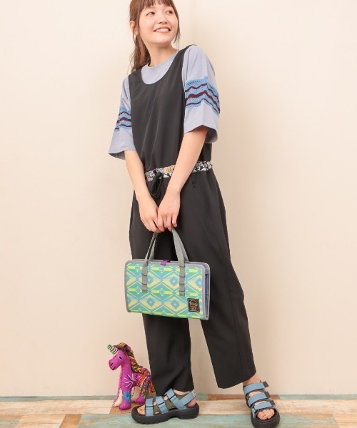 チチカカ（チチカカ）の「マルチウォールポケット（ポーチ・レディース・パープル/イエロー・FREE）」の5枚目の写真