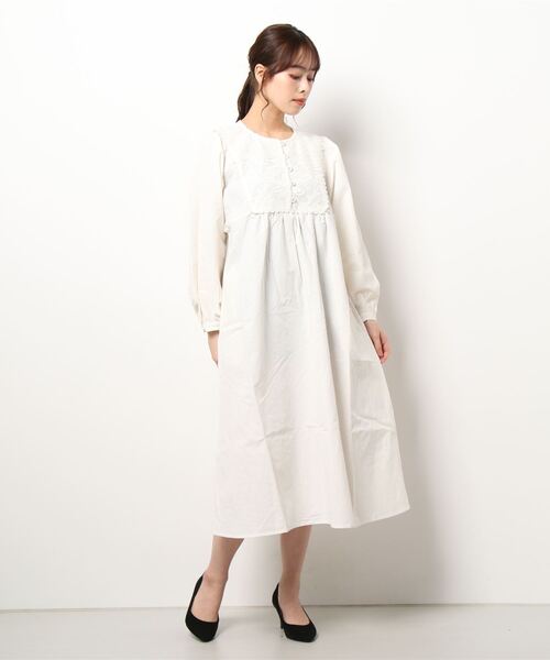 Samansa Mos2(サマンサ モスモス)の「レース貼りワンピース(ワンピース・レディース・ラベンダー/ブラック/オフホワイト/グレー・フリ-)」の9枚目の写真