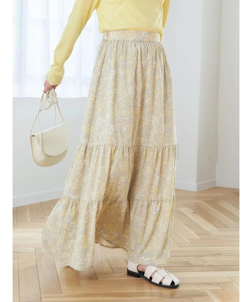 earth music&ecology(アースミュージックアンドエコロジー)の「2段ティアードプリントスカート(スカート・レディース・ベージュ/ネイビー・FREE)」の6枚目の写真