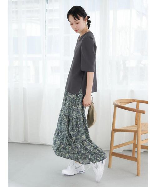 earth music&ecology(アースミュージックアンドエコロジー)の「2段ティアードプリントスカート(スカート・レディース・ベージュ/ネイビー・FREE)」の18枚目の写真