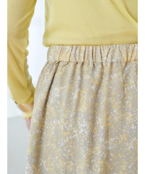 earth music&ecology(アースミュージックアンドエコロジー)の「2段ティアードプリントスカート(スカート・レディース・ベージュ/ネイビー・FREE)」の20枚目の写真