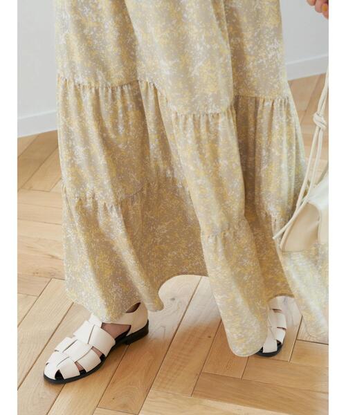 earth music&ecology(アースミュージックアンドエコロジー)の「2段ティアードプリントスカート(スカート・レディース・ベージュ/ネイビー・FREE)」の22枚目の写真