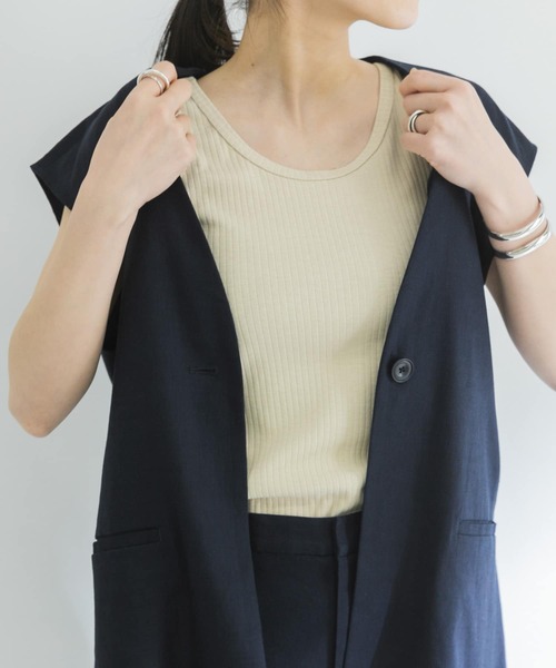 URBAN RESEARCH(アーバンリサーチ)の「『UR TECH ひやサラクール』AIR DRY 2WAYタンクトップ(タンクトップ・レディース・ブラック/グリーン/ベージュ・FREE)」の3枚目の写真