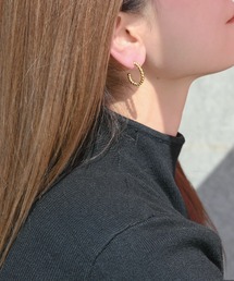 MUTURA（ムツラ）の「SV925 ボールチェーンフープピアス（ピアス（両耳用））」