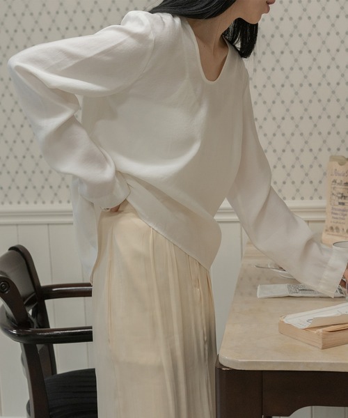 MUYMONA(ムイモナ)の「Back slit loose rayon blouse mmw22s002【MUYMONA】【2022SS】(シャツ/ブラウス・レディース・ブラック/ライトグリーン/ライトピンク/アイボリー・FREE)」の15枚目の写真
