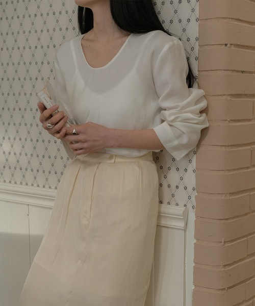 MUYMONA(ムイモナ)の「Back slit loose rayon blouse mmw22s002【MUYMONA】【2022SS】(シャツ/ブラウス・レディース・ブラック/ライトグリーン/ライトピンク/アイボリー・FREE)」の14枚目の写真