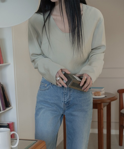 MUYMONA(ムイモナ)の「Back slit loose rayon blouse mmw22s002【MUYMONA】【2022SS】(シャツ/ブラウス・レディース・ブラック/ライトグリーン/ライトピンク/アイボリー・FREE)」の21枚目の写真