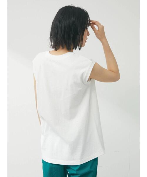 Green　Parks（グリーンパークス）の「フレンチスリーブワンポイントロゴTシャツ（Tシャツ/カットソー・レディース・ネイビー/ブラウン/オフホワイト・FREE）」の16枚目の写真