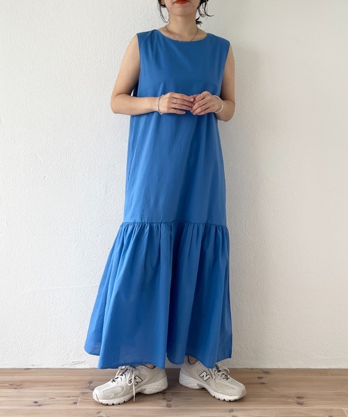 wee9s（ウィークス）の「relax tiered one piece / リラックスティアードワンピース（ワンピース・レディース・アイボリー/ブルー/ブラウン/ブラック・FREE）」の6枚目の写真