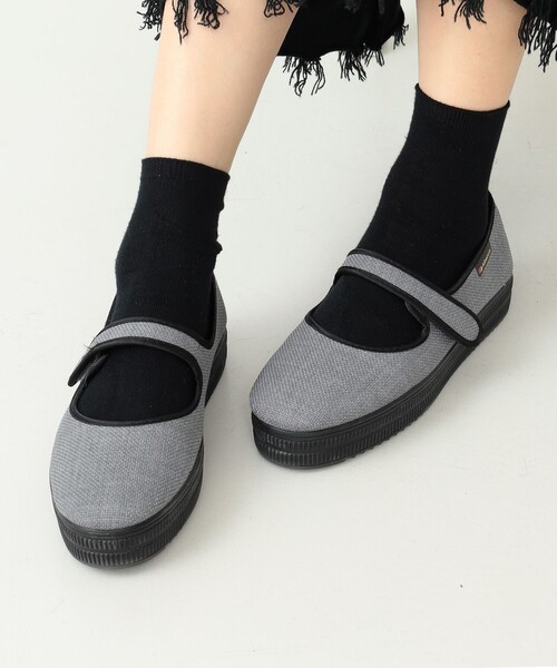 ALBEROLA（アルベローラ）の「ALBEROLA × CAROLINA GLASER / メリージェーン厚底シューズ2（その他シューズ・レディース・ブラック/グレー・39/37/38/36/35）」の3枚目の写真