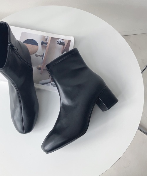 AS KNOW AS plus（アズノゥアズプラス）の「◇すらりストレッチブーツ（ブーツ・レディース・ブラック/アイボリー・M/L）」の2枚目の写真