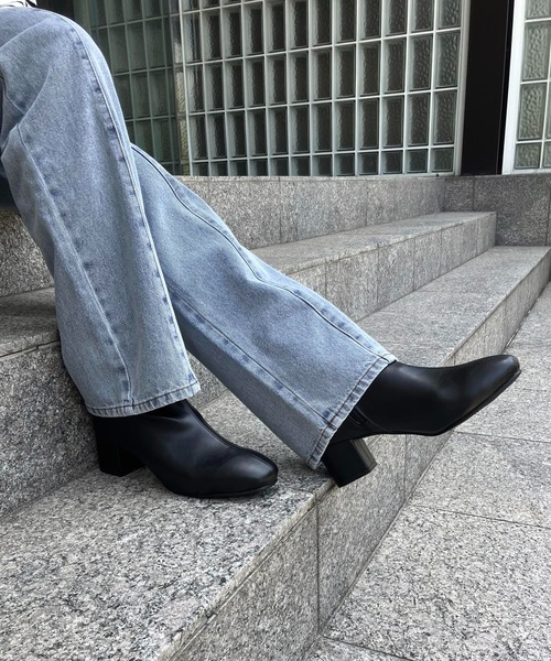 AS KNOW AS plus（アズノゥアズプラス）の「◇すらりストレッチブーツ（ブーツ・レディース・ブラック/アイボリー・M/L）」の3枚目の写真