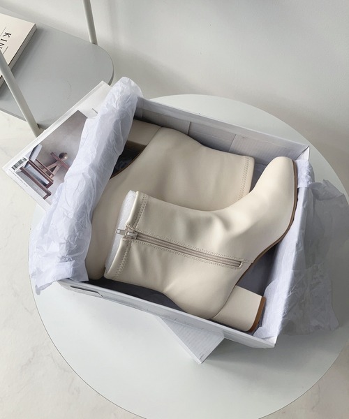 AS KNOW AS plus（アズノゥアズプラス）の「◇すらりストレッチブーツ（ブーツ・レディース・ブラック/アイボリー・M/L）」の14枚目の写真