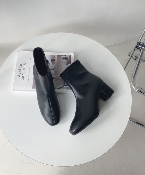 AS KNOW AS plus（アズノゥアズプラス）の「◇すらりストレッチブーツ（ブーツ・レディース・ブラック/アイボリー・M/L）」の16枚目の写真