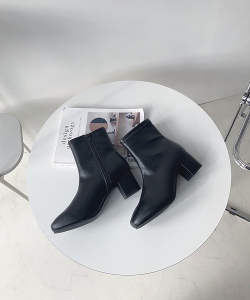 AS KNOW AS plus（アズノゥアズプラス）の「◇すらりストレッチブーツ（ブーツ・レディース・ブラック/アイボリー・M/L）」の17枚目の写真