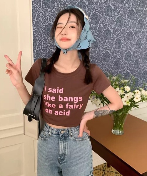 Auntie Rosa（アンティローザ）の「ガーリーロゴショート丈Tシャツ（Tシャツ/カットソー・レディース・ホワイト/ブルー/モカ・FREE）」の4枚目の写真