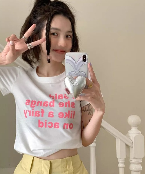 Auntie Rosa（アンティローザ）の「ガーリーロゴショート丈Tシャツ（Tシャツ/カットソー・レディース・ホワイト/ブルー/モカ・FREE）」の10枚目の写真
