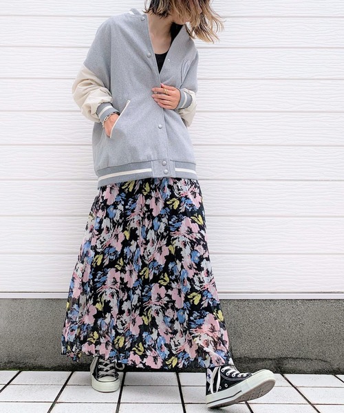 Q（キュー）の「フラワープリーツスカート（スカート・レディース・ブラック系その他/ブルー系その他・MEDIUM）」の5枚目の写真