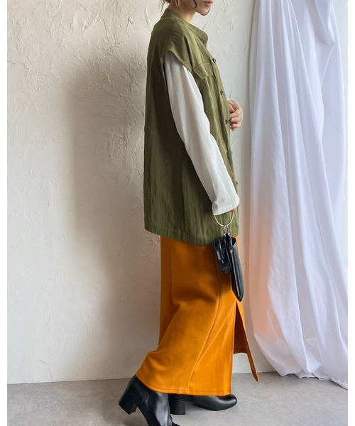 She's Closet(シーズクローゼット)の「サイドスリット入りポンチロングナロースカート(スカート・レディース・ブラック/パープル/ピンク/グリーン/マスタード/グレイッシュベージュ/テラコッタ・FREE)」の12枚目の写真