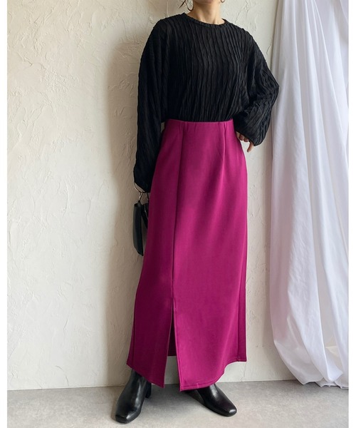She's Closet(シーズクローゼット)の「サイドスリット入りポンチロングナロースカート(スカート・レディース・ブラック/パープル/ピンク/グリーン/マスタード/グレイッシュベージュ/テラコッタ・FREE)」の15枚目の写真