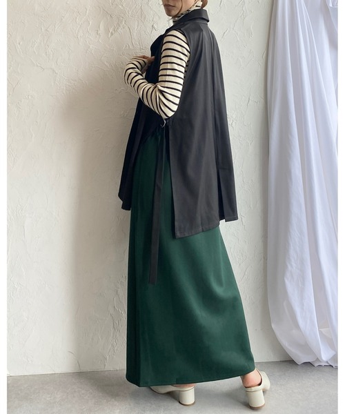 She's Closet(シーズクローゼット)の「サイドスリット入りポンチロングナロースカート(スカート・レディース・ブラック/パープル/ピンク/グリーン/マスタード/グレイッシュベージュ/テラコッタ・FREE)」の19枚目の写真