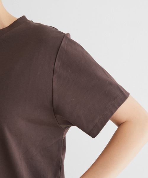 NERGY（ナージー）の「【UV】アフロディーテプリント半袖Tシャツ（Tシャツ/カットソー・レディース・ベージュ/ネイビー/ブラウン・FREE）」の7枚目の写真