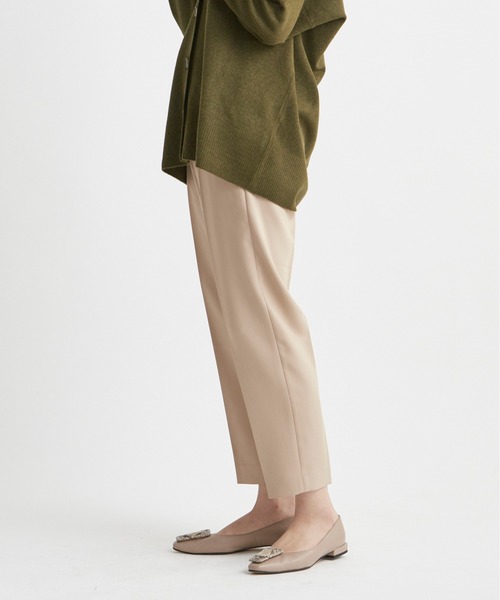 INED CLARO（イネドクラロ）の「テーパードパンツ【セットアップ対応】（その他パンツ・レディース・キャメル/ネイビー/ベージュ・7号/9号）」の15枚目の写真