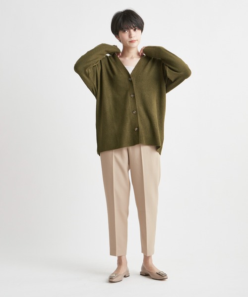 INED CLARO（イネドクラロ）の「テーパードパンツ【セットアップ対応】（その他パンツ・レディース・キャメル/ネイビー/ベージュ・7号/9号）」の17枚目の写真