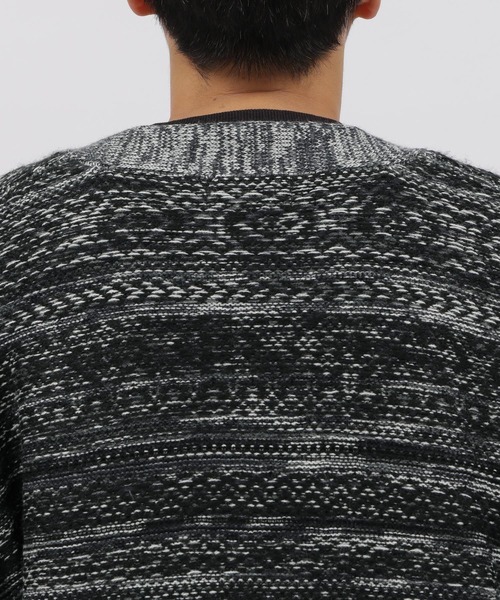 LAKOLE(ラコレ)の「ネイティブ柄ニットカーディガン / 353212(カーディガン/ボレロ・メンズ・ブラック/オレンジ/アイボリー・MEDIUM/LARGE)」の5枚目の写真