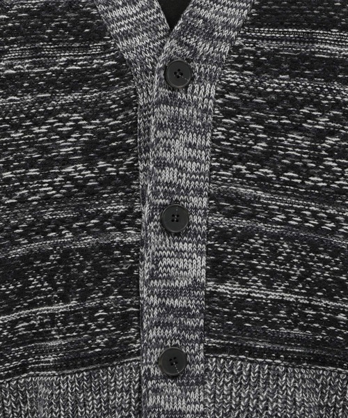 LAKOLE(ラコレ)の「ネイティブ柄ニットカーディガン / 353212(カーディガン/ボレロ・メンズ・ブラック/オレンジ/アイボリー・MEDIUM/LARGE)」の17枚目の写真