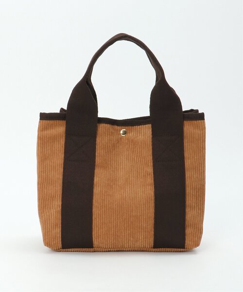 LBC(エルビーシー)の「ファスナー仕切りトートバッグ(トートバッグ・レディース・グリーン系/ネイビー/キャメル/ダークグレー/グレー/ベージュ/ブラック・FREE)」の10枚目の写真